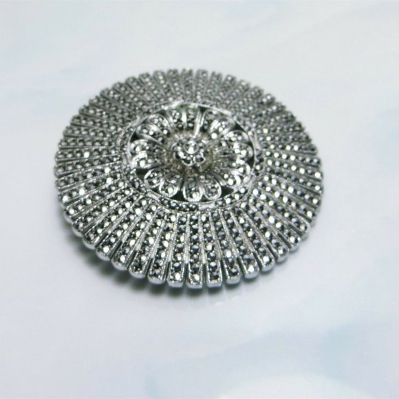 Luxurious Art Deco Sterling Silver Marcasite Cluster Ornate Fan Brooch By KD - Picture 2 of 5